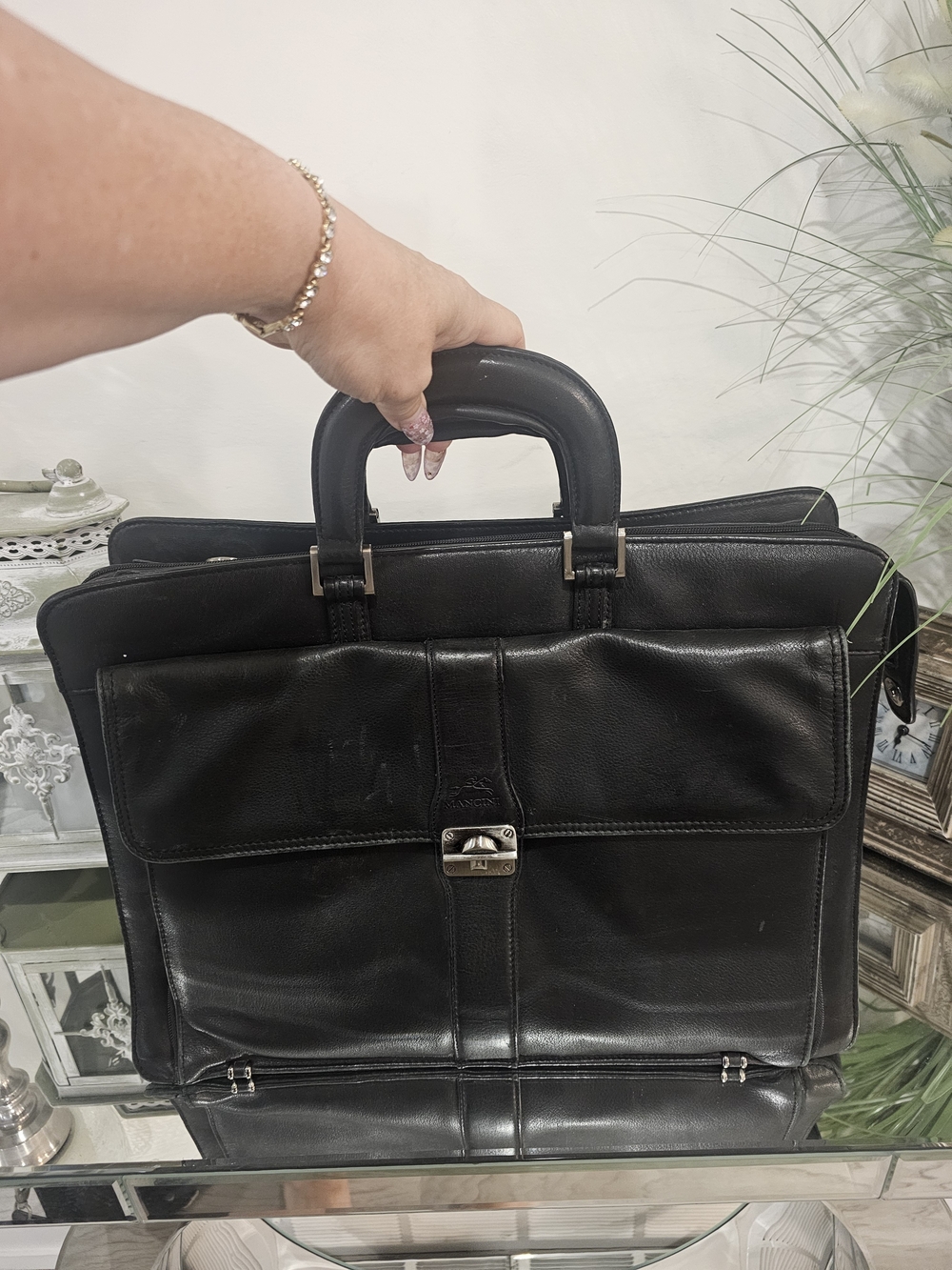 Manicini Genuine Leather Black Briefcase with Front Lock